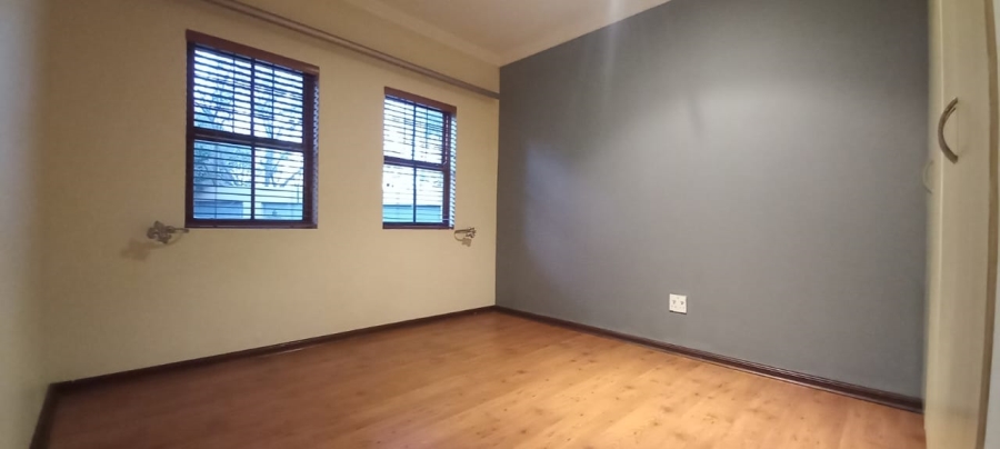 3 Bedroom Property for Sale in Van Der Hoff Park North West